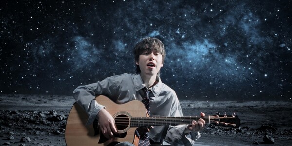 ▲ イ・ジフンが20日にデビュー曲『괜찮은 사람』を発表する中、ミュージックビデオ第2弾ティーザー映像が公開された。提供|SM C&C