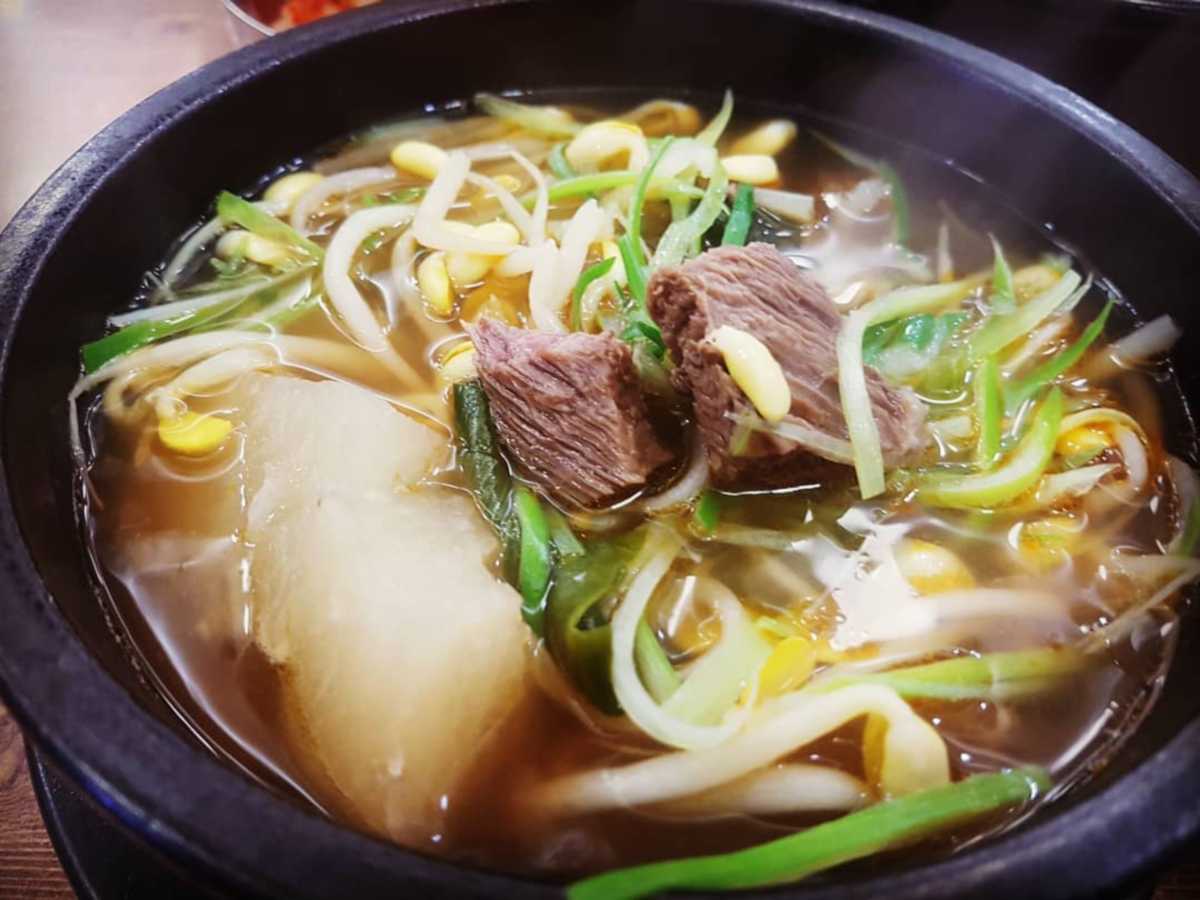 \"전계능소고기따로국밥の大きな肉\"