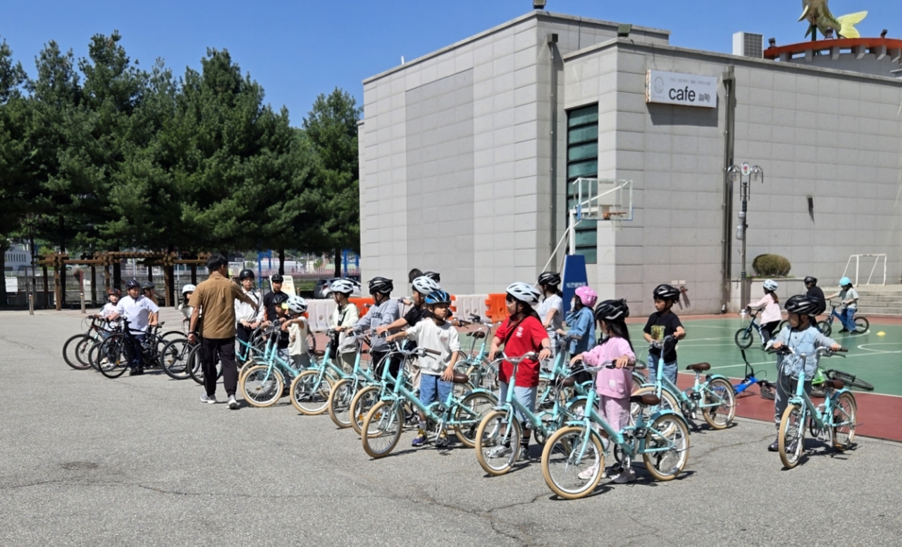 \"ファチョン児童自転車ライディングスクール