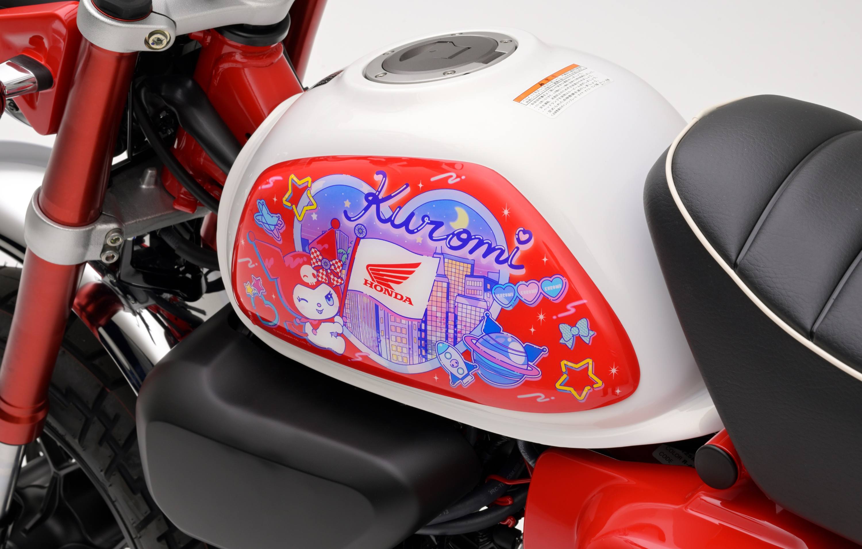 クロミデザインのサイドタンクパネル（ホンダ モンキー125用）