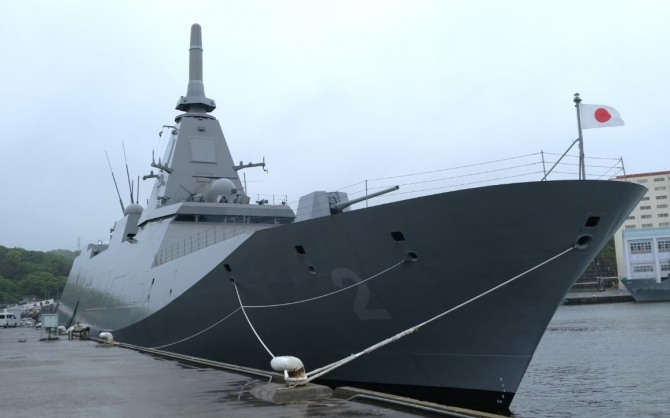 \"日本ついに武器輸出国に...韓国を抜いてオーストラリアへ1兆円（10兆ウォン）規模の最新艦を輸出
