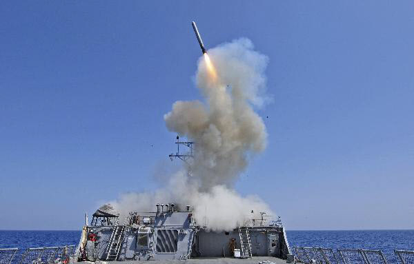 \"日本、米国でトマホークミサイル購入を推進…中国・朝鮮半島が射程内\"