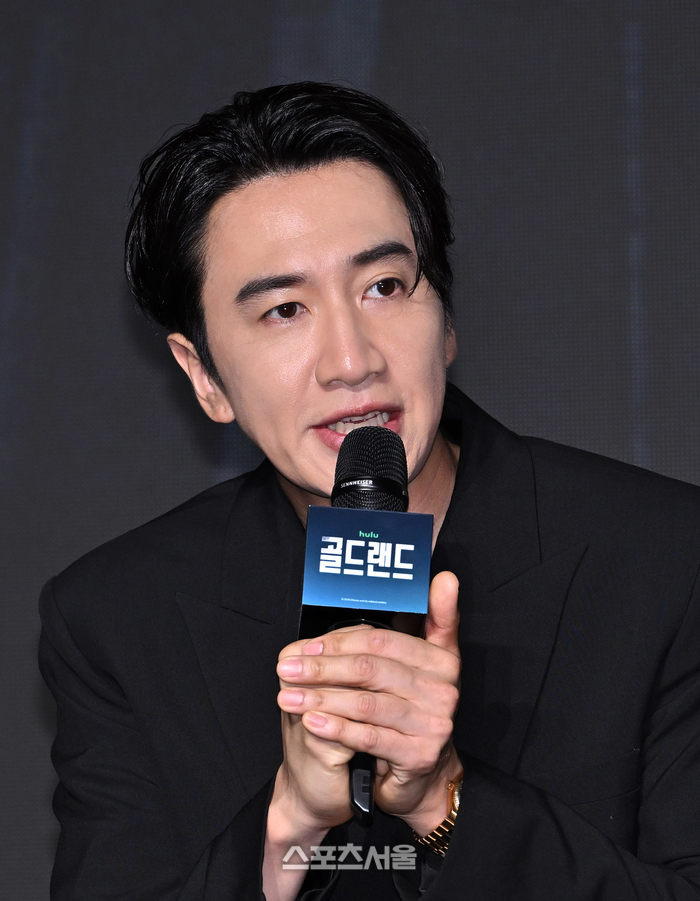 俳優イ・グァンス