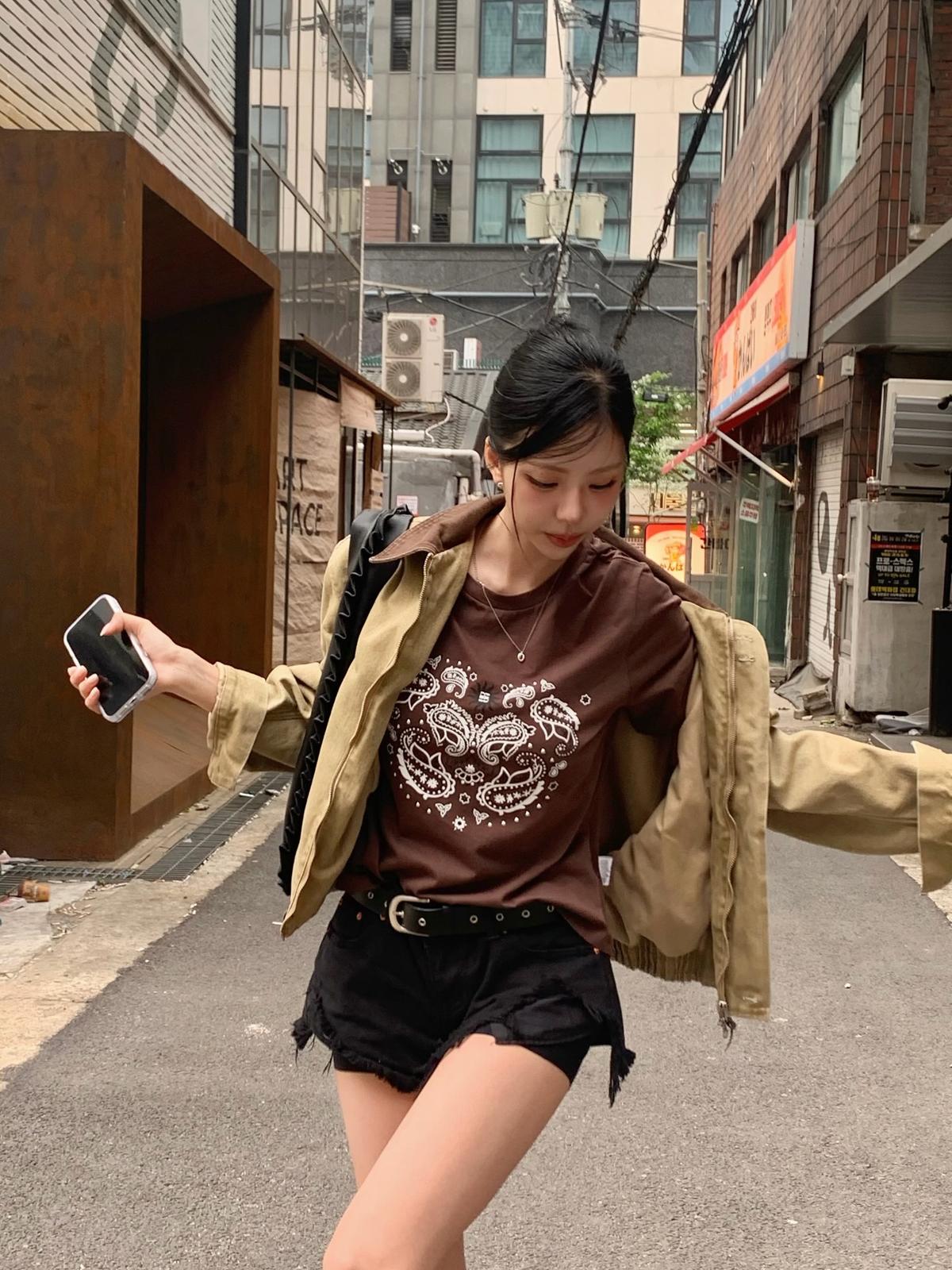 “裾が少しほどけていてもいいじゃない？”