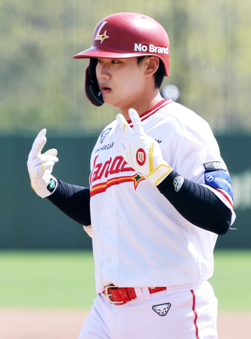 ▲ 8回の決勝打を含む2安打2打点を記録し、チームの勝利に貢献したアン・ジェヨン ⓒSSGランダース