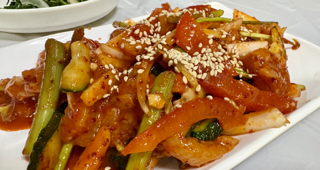 '삽시도회식당'の간재미무침の写真