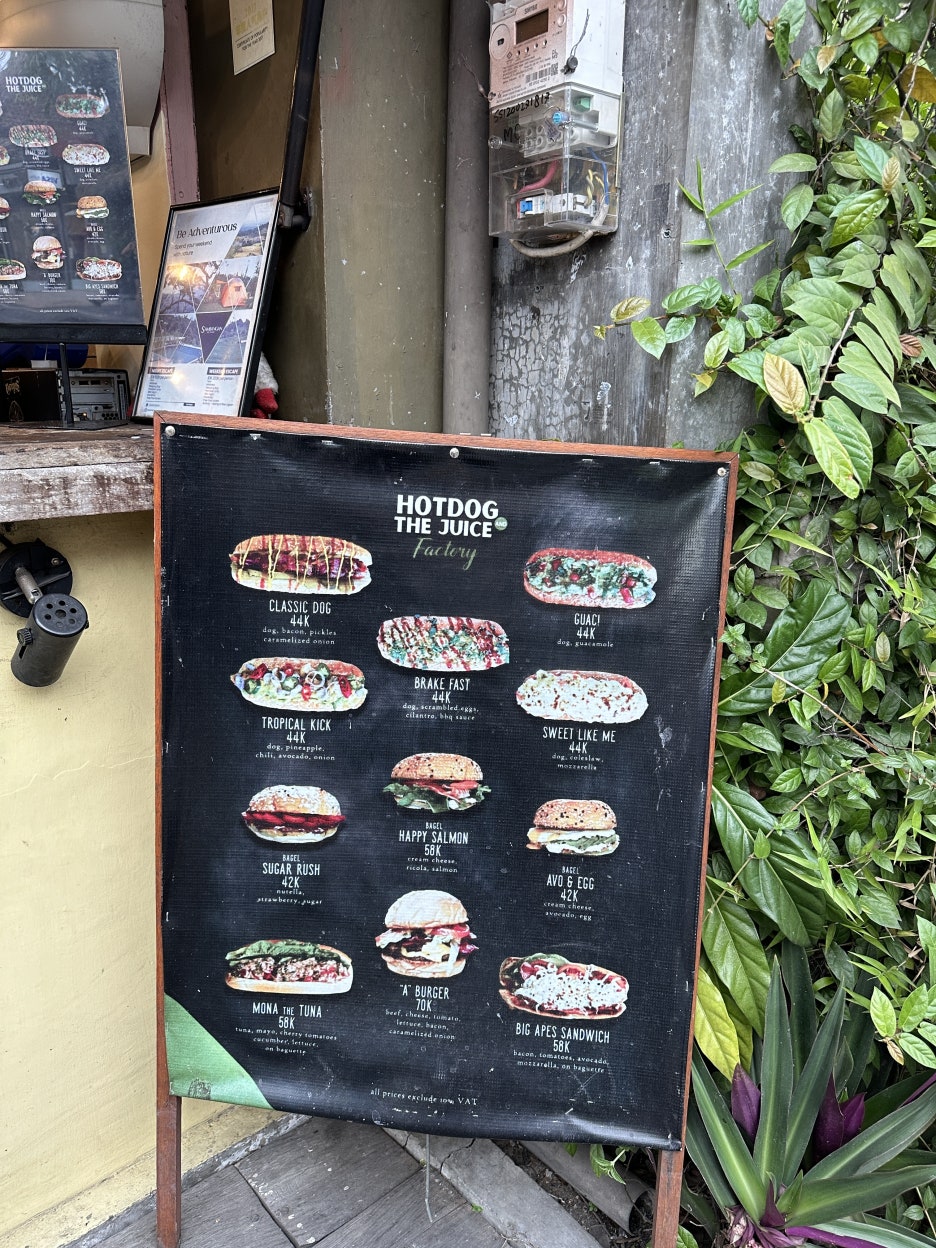 メニューと注文カウンター