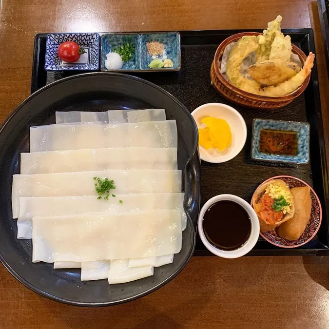 \"店内の様子\"