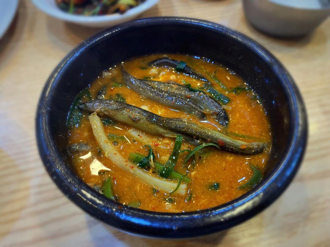 \"toyonghoonさんのInstagram写真\"