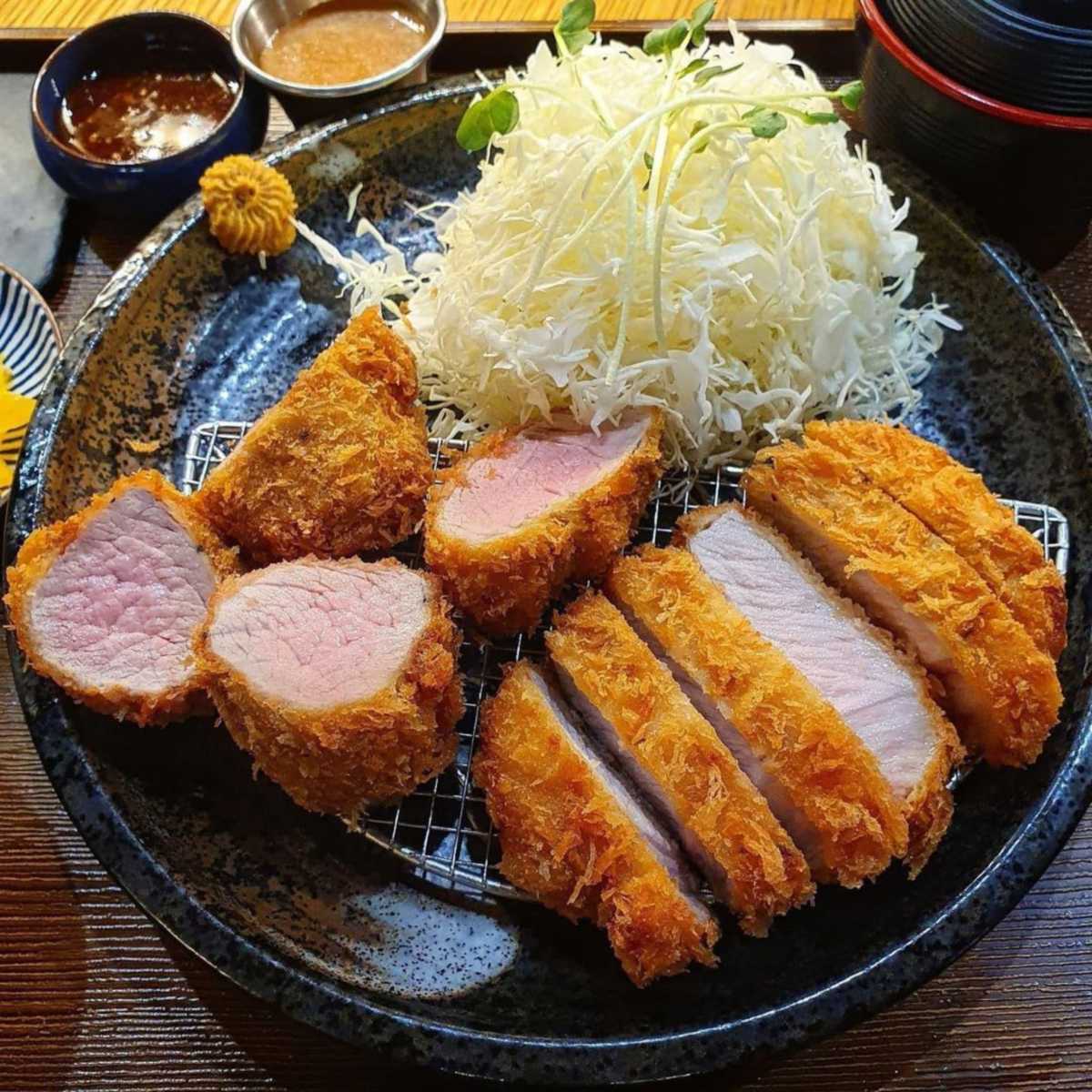 \"\"