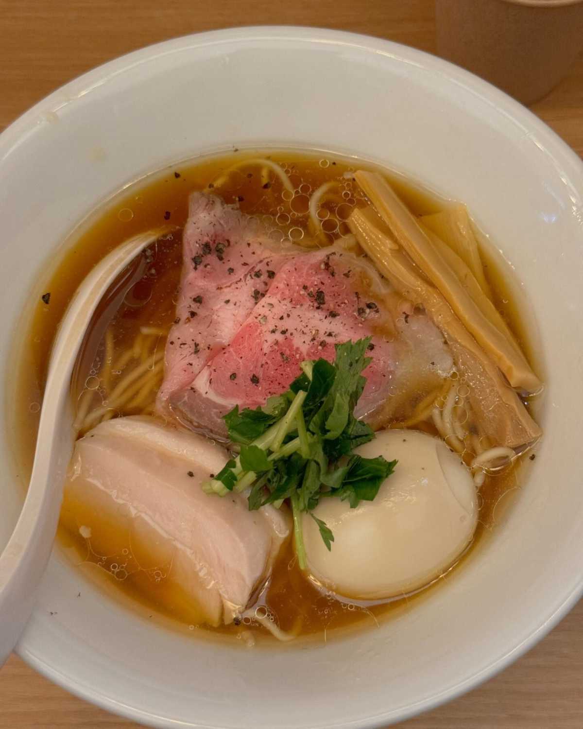 \"メンテンのラーメン写真\"