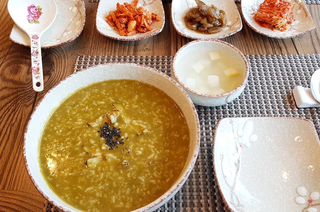 \"_aaa.hyun_さんのインスタグラム\"