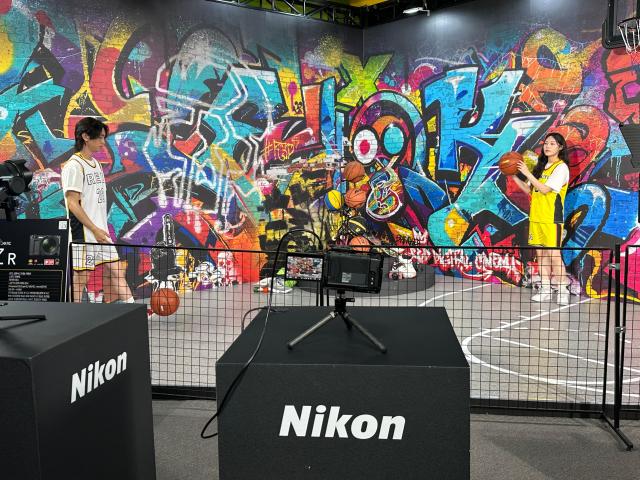A space for testing Nikon’s latest cinema cameras. Photo by Jin-young Park.