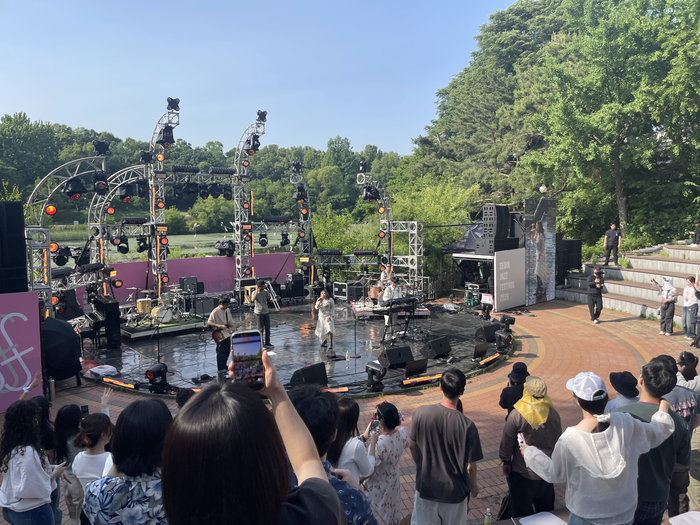 \"ガルダイブのステージ風景。