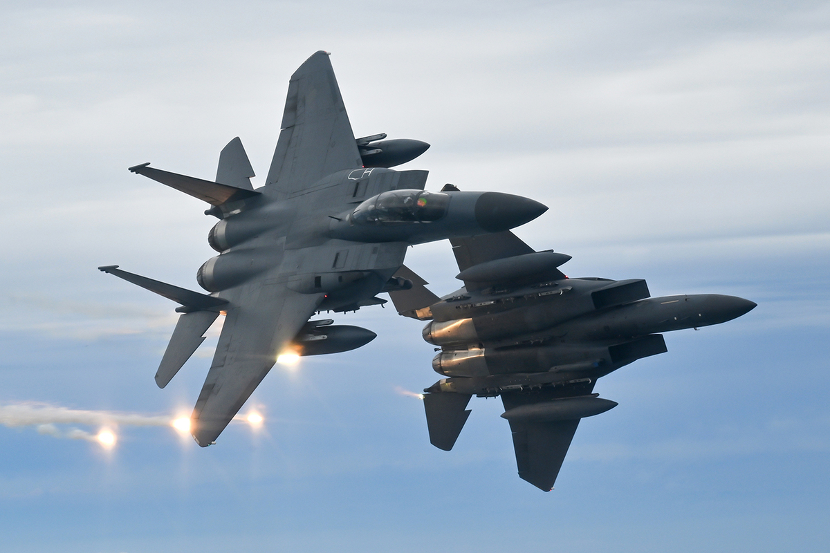 \"空中機動訓練\"
