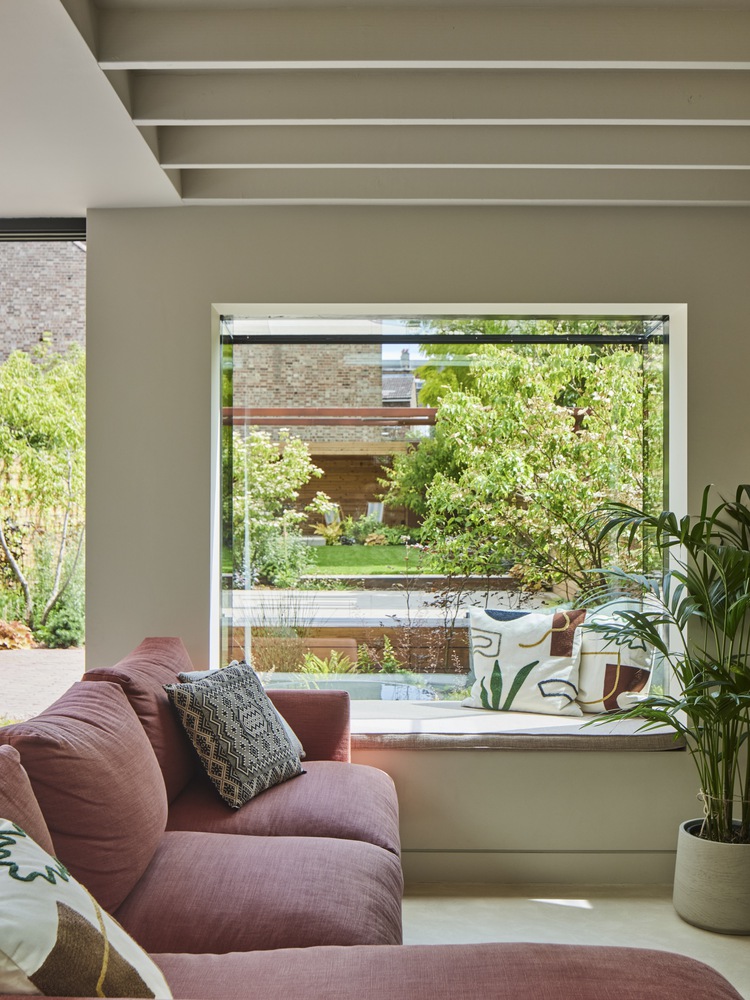 \"\"