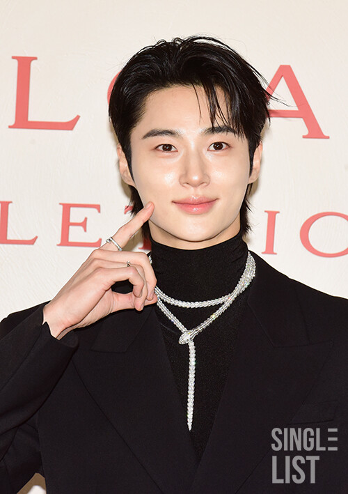 변우석