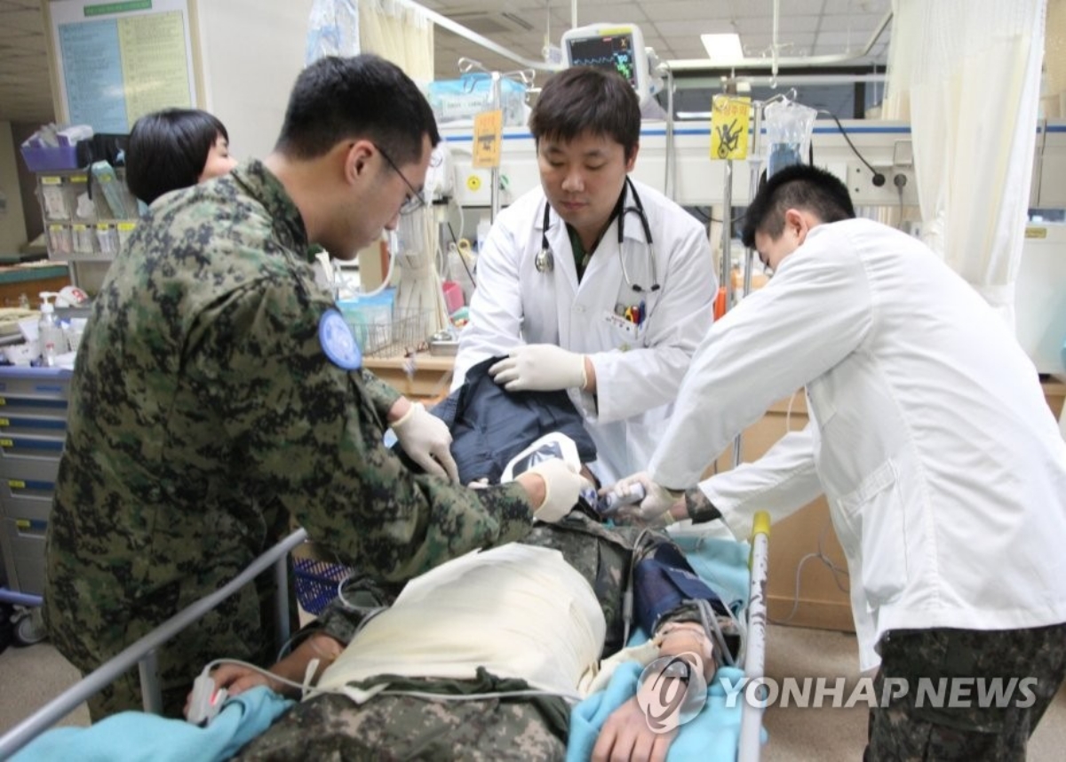 “国を守りに行った兵士が自腹を切る信じがたい状況”…退役者たちが皆知る韓国軍 軍