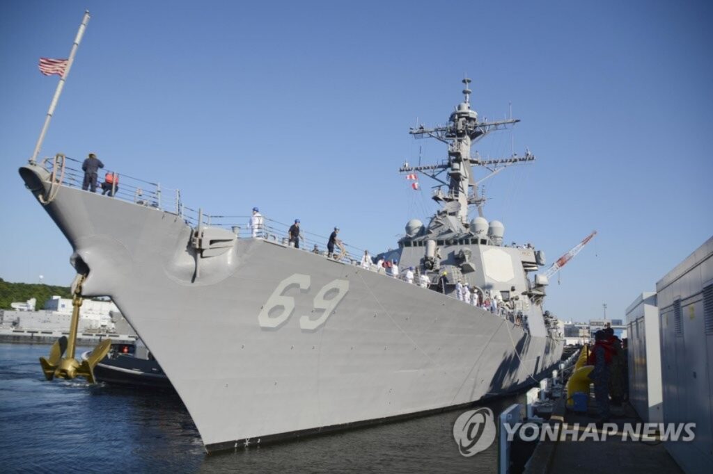 米国のイージス駆逐艦