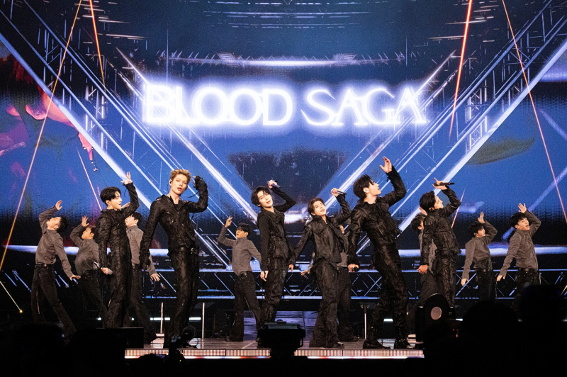 グループENHYPENが2日午後、ソウル・芳伊洞オリンピック公園KSPOドームでワールドツアー「BLOOD SAGA」in Seoulのステージを披露している。ビリーフラップ提供