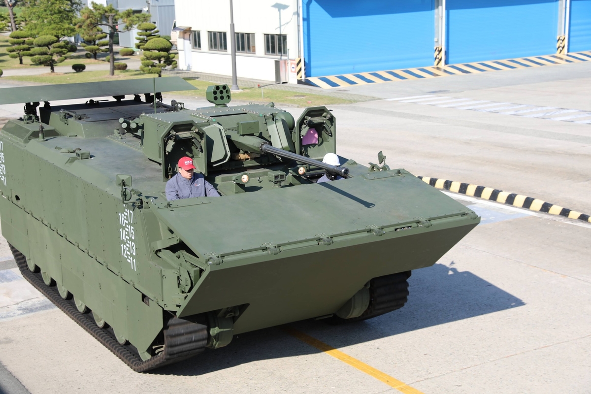 ハンファエアロスペースで開発中の次世代上陸突撃装甲車 'KAAV-Ⅱ' / ユ・ヨンウォン 国民の力議員 フェイスブックキャプチャ