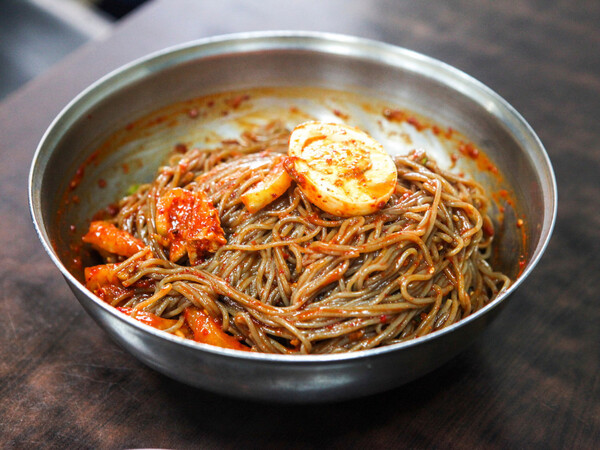 비빔막국수