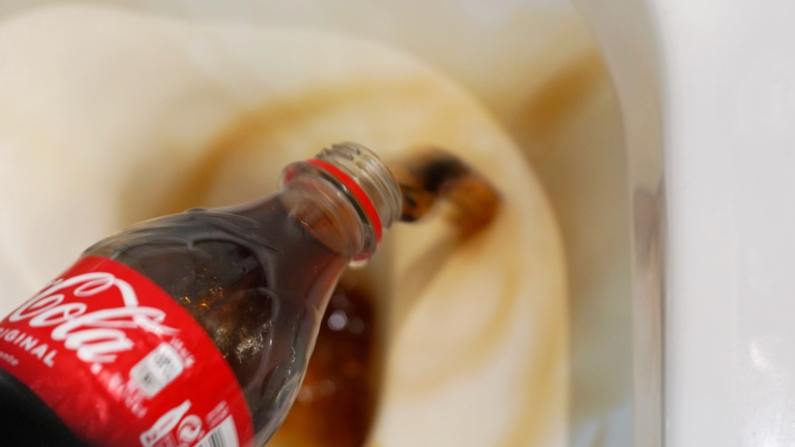 炭酸が抜けたコーラの活用法