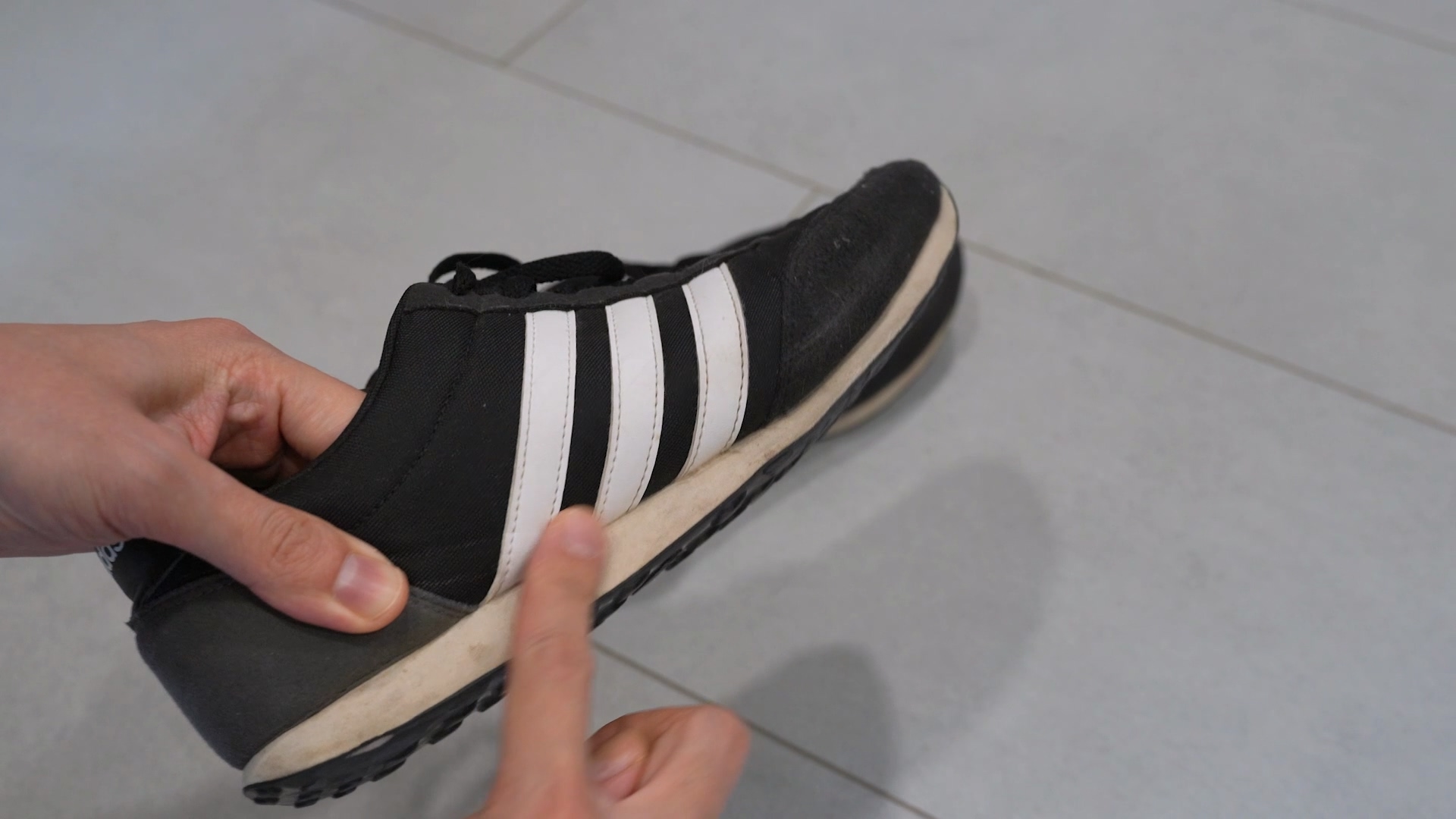 \"\"
