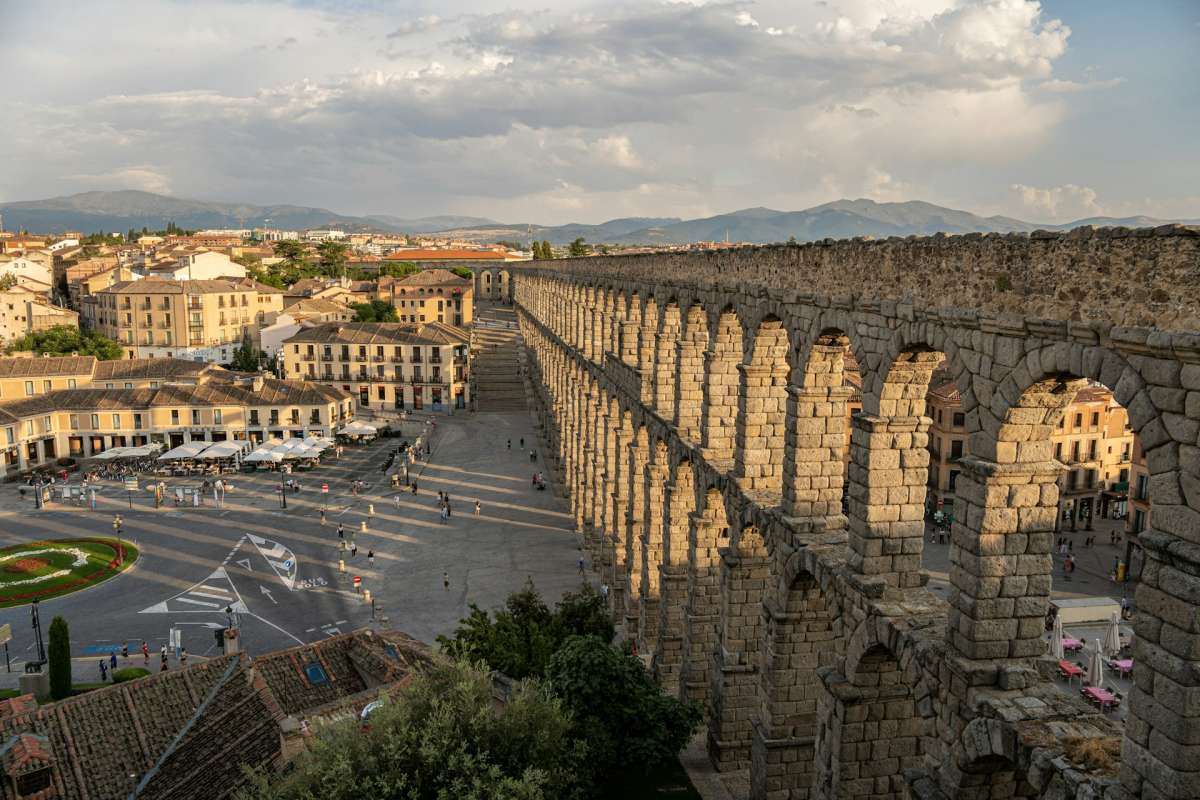 \"Segovia,