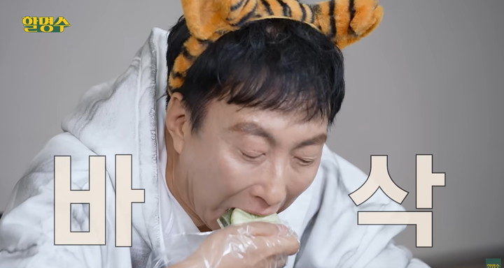 \"\"