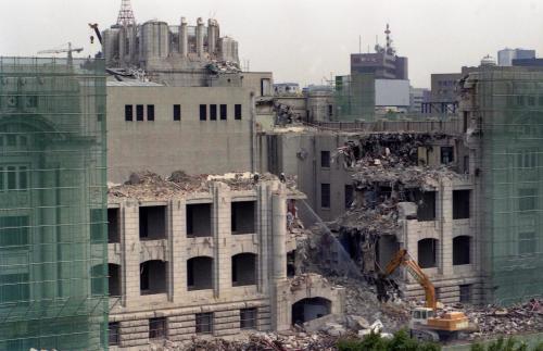 「屈辱の歴史を消そう」YSが推し進めた朝鮮総督府建物爆破過程 - ヘラルド経済