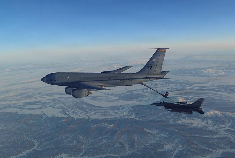米軍空中給油機行方不明…遭難信号送信後に追跡信号途絶 | 文化日報