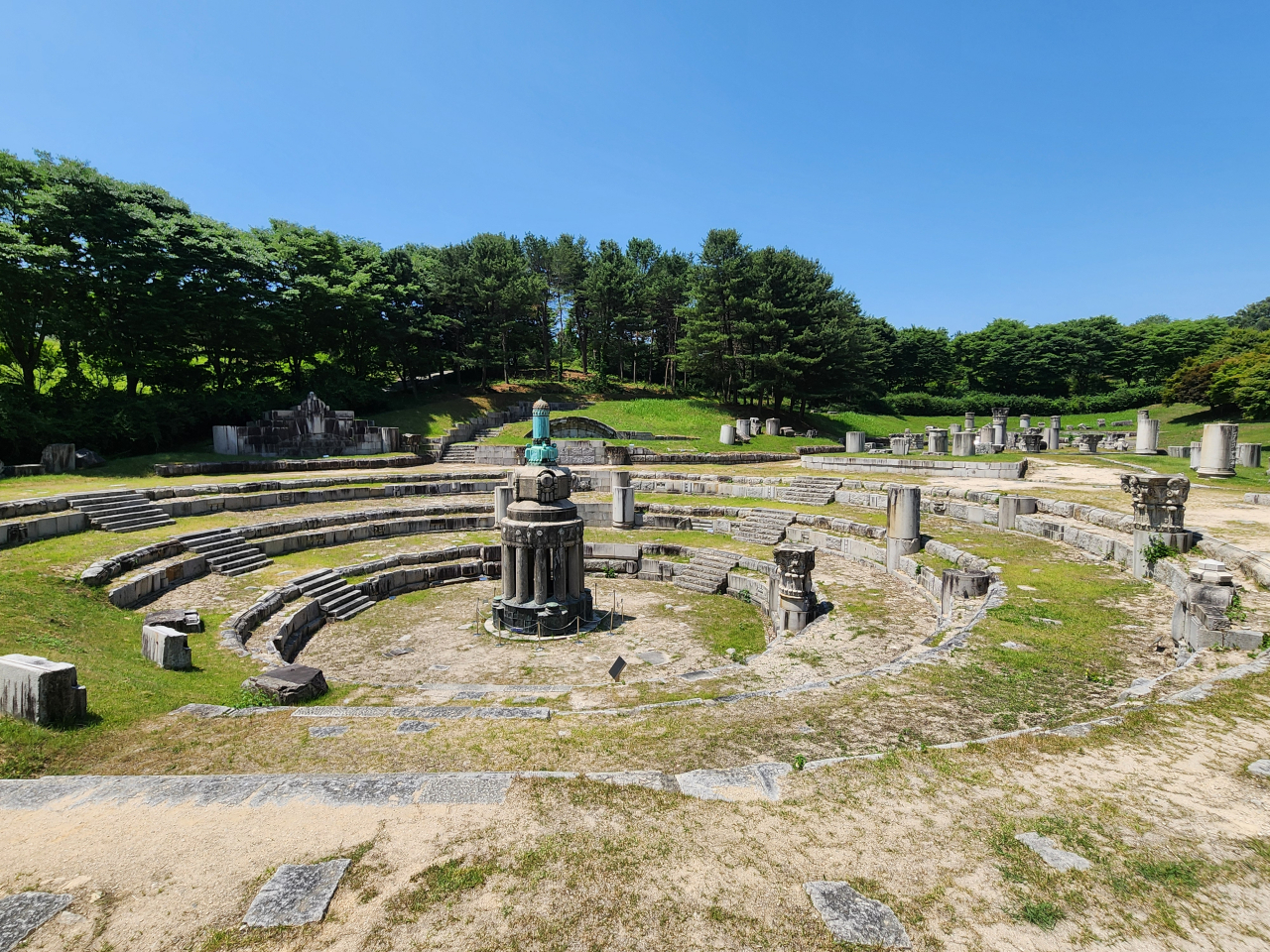 見つけた、我々が爆破した朝鮮総督府の蓋(尖塔)[ハム・ヨンフンの趣・味・休] - ヘラルド経済