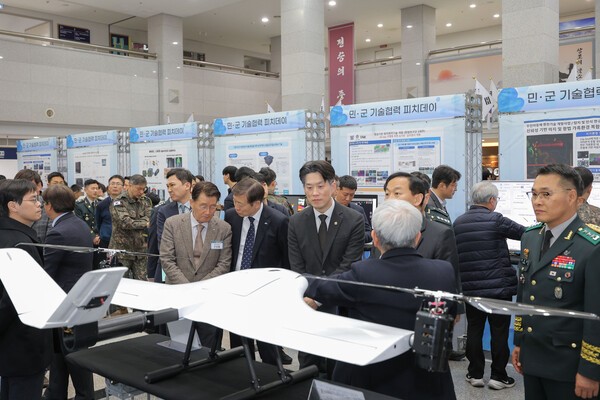 \"AI強軍を率いる科学技術分野専門特技兵選抜