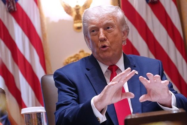 ドナルド・トランプ米大統領が先月27日、ワシントンD.C.のホワイトハウスで開かれた閣議で発言している。ⓒ AP/聯合ニュース