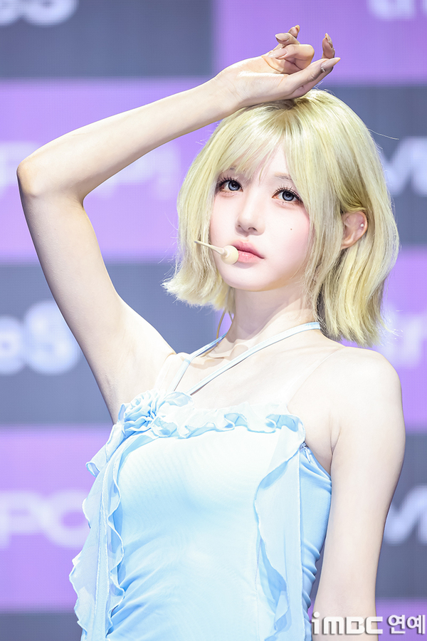 \"\"