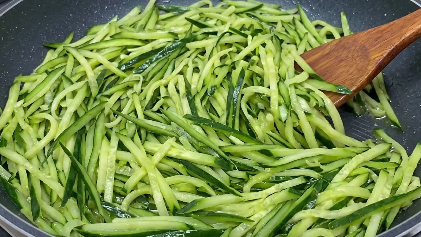 絶体絶命の食卓を救う！オイ炒めの魅力