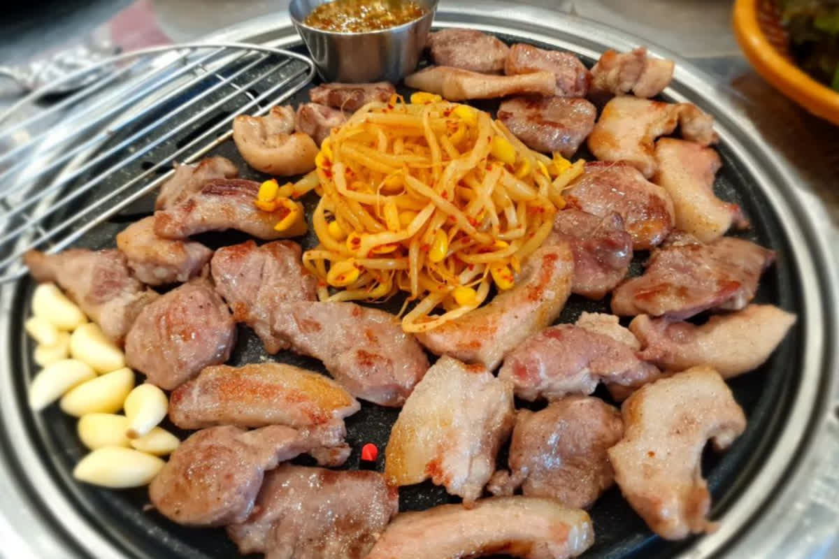 Eat Like a Local: 5 Must-Try Spots for Korea’s Best Pork Delicacies