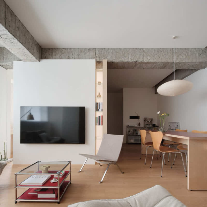 家族の感性が光る！モダンなインテリアの魅力