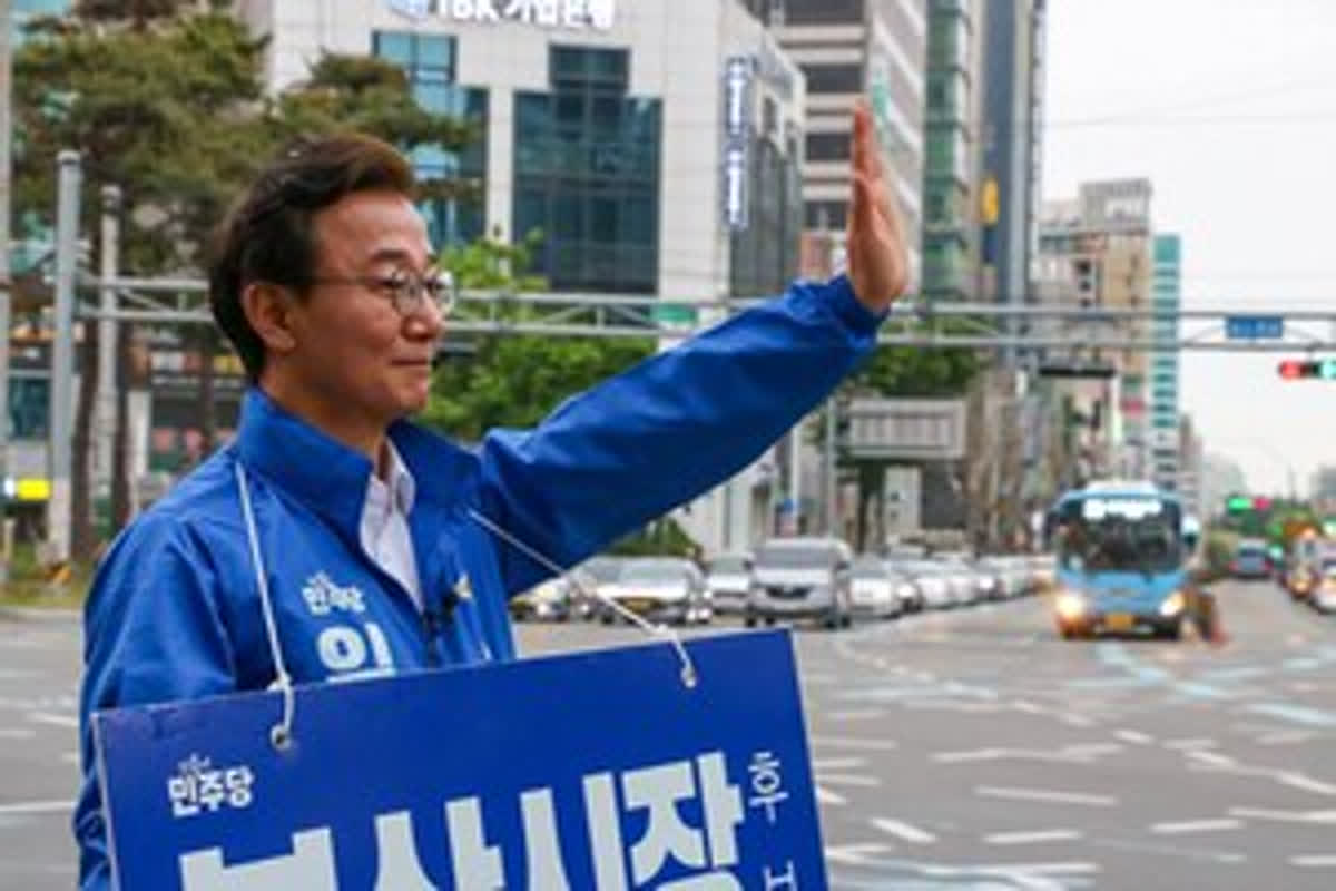 市民の声を聞く！前候補の新たな挑戦
