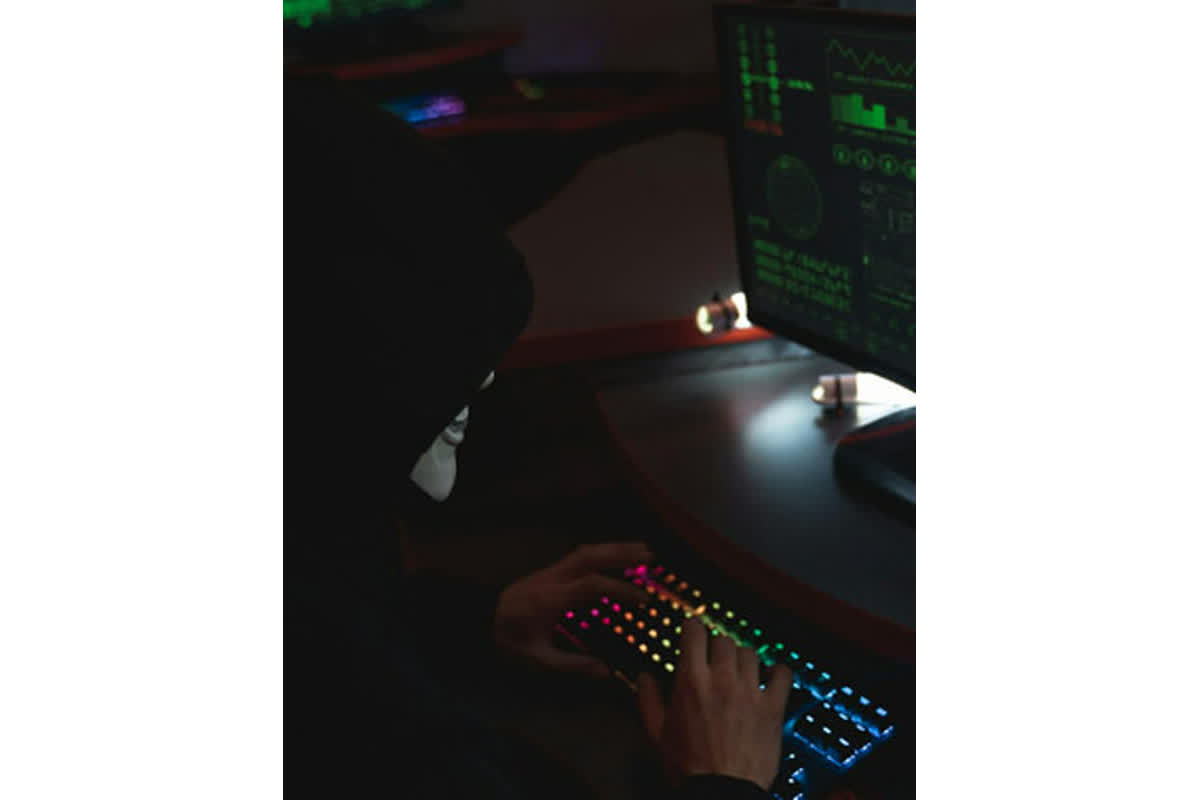 AIが自律的にハッキングを実行？「ミトスショック」が引き起こすサイバーセキュリティの特異点
