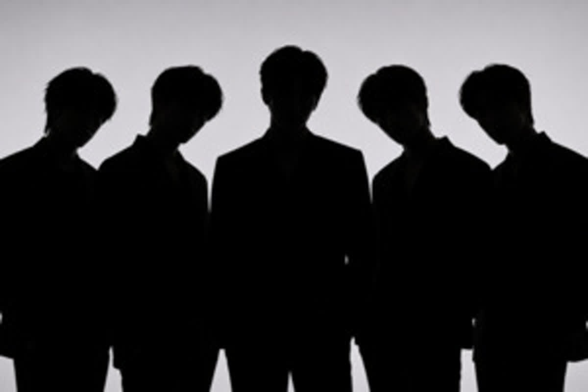 YGが新たな5人組アイドルを発表！