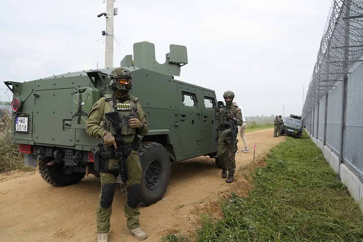 ポーランド、防衛産業での投資を求める絶体絶命の転換点