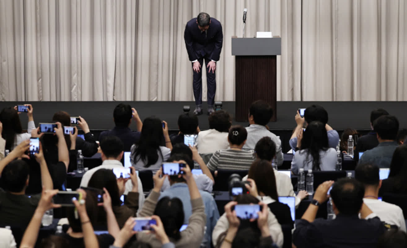 韓国・新世界グループ会長が異例の対国民謝罪――スタバ論争の真相と批判の行方