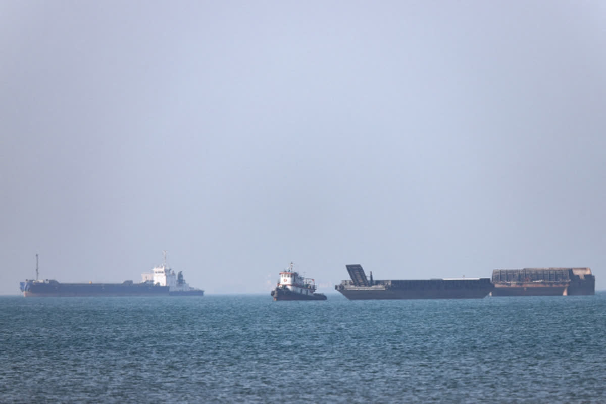 Explosion on South Korean Cargo Ship: Was It an Iranian Attack?