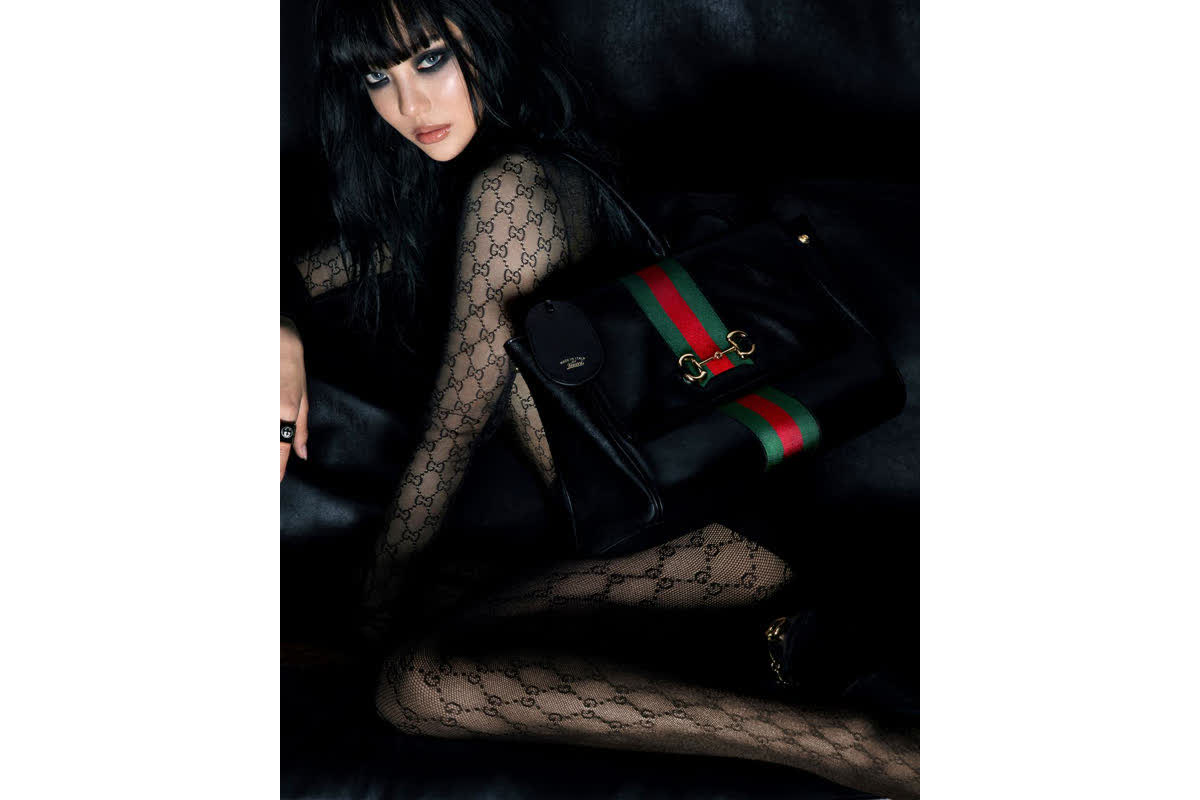 GUCCIの新作が大胆すぎる！エスパのニンニンが魅せる「シアーボディスーツ」の衝撃