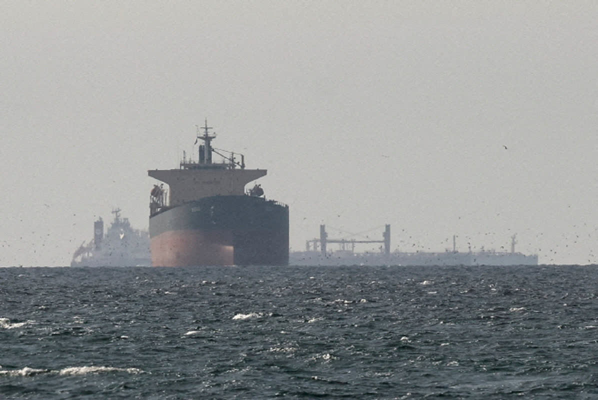 ホルムズ海峡でHMM船が火災！危機的状況を乗り越えた
