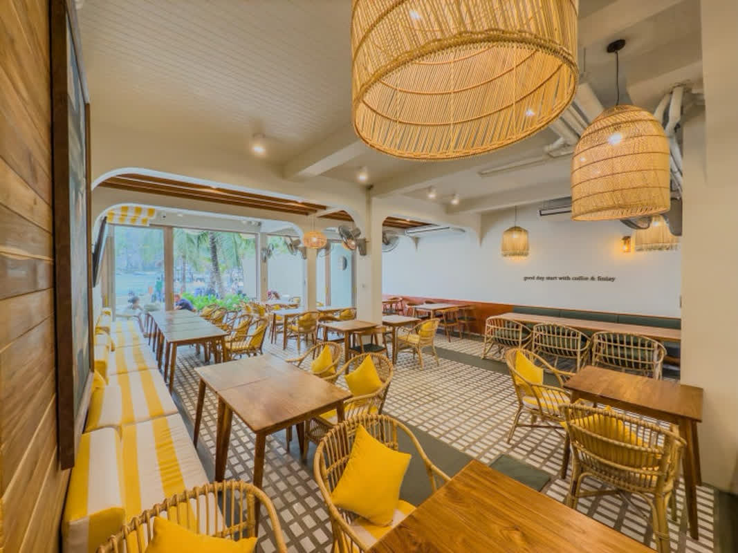 Discover Koh Phi Phi’s Top 4 Seafood Restaurants: From Fine Dining to Local Gems