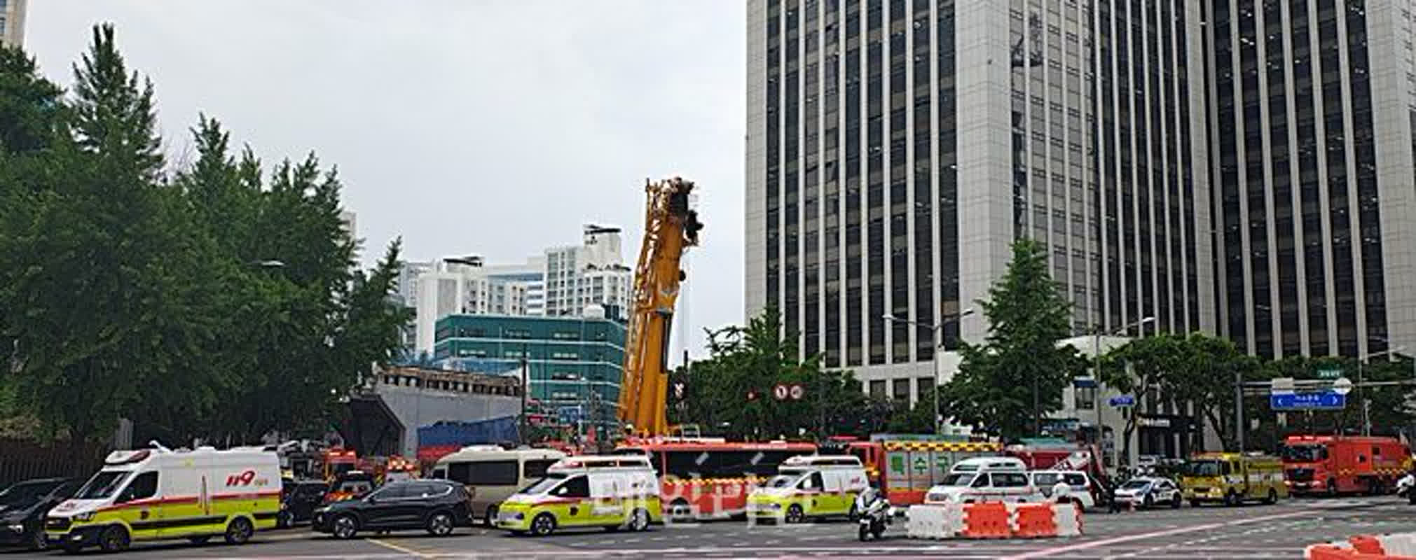 ソウルで高架道路が崩落、2名死亡・4名負傷の惨事――交通網への深刻な影響と現状