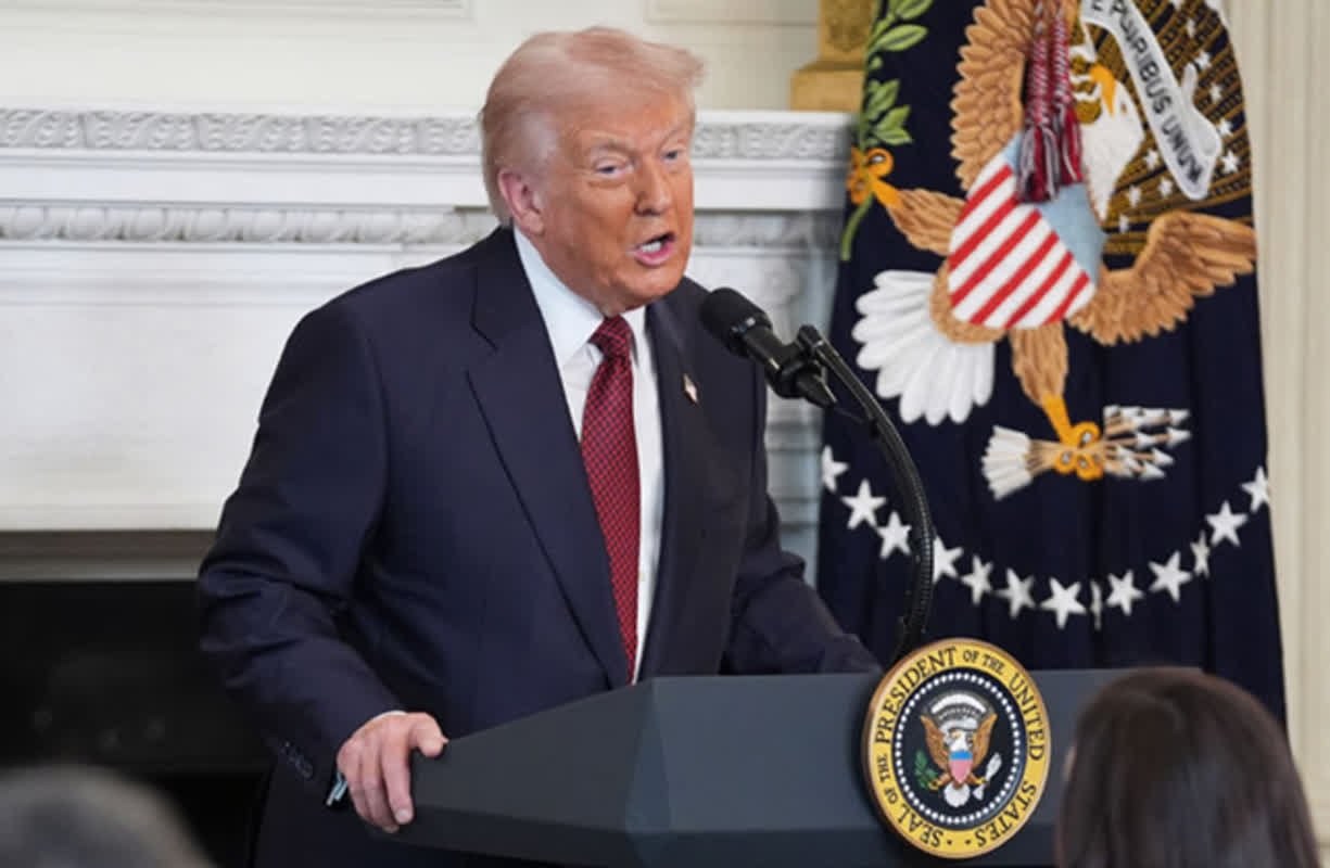 GOP Abruptly Pulls Trump War Powers Resolution Amid Internal Revolt